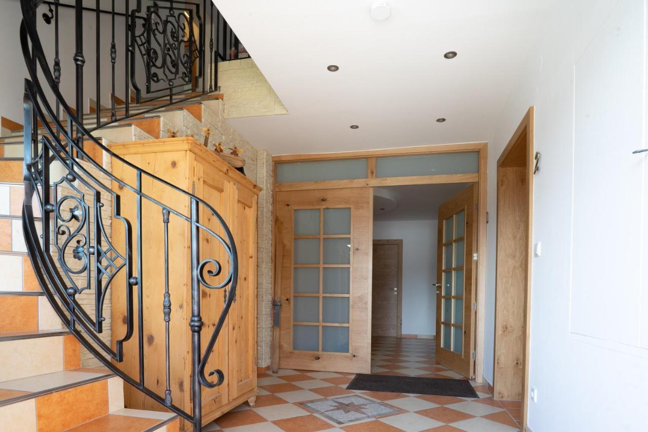 Appartements-Dalila Санкт-Михель  Экстерьер фото